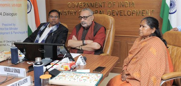 जैव-ईंधन उत्पादन से देश का ईंधन आयात बोझ कम होगा : गिरिराज सिंह