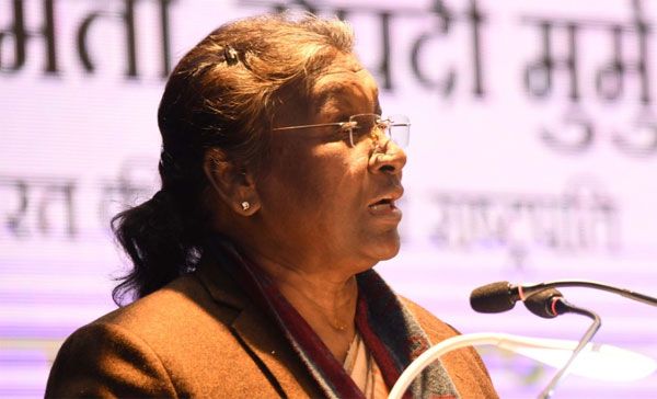 गोपनीयता, क्षमता और अनुशासित आचरण लोकसेवकों के आभूषण : राष्ट्रपति मुर्मु