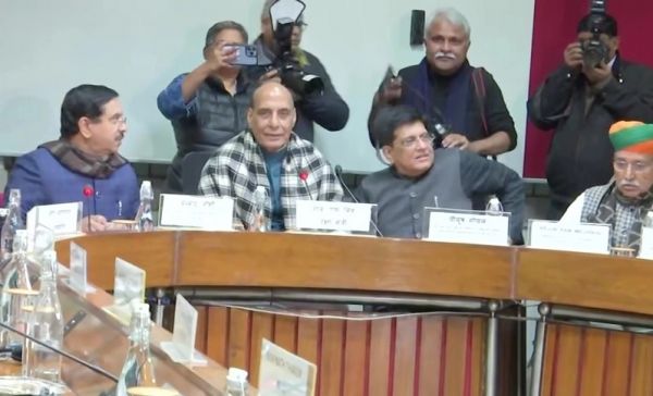 बजट सत्र से पहले सर्वदलीय बैठक में कई मुद्दों पर हुई चर्चा