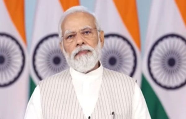  प्रधानमंत्री ने रेडियो प्रसारण को बढ़ावा देने के लिए 91 एफएम ट्रांसमीटरों का उद्धाटन किया