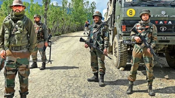 बारामूला में सुरक्षाबलों और आतंकियों के बीच मुठभेड़, एक आतंकी ढेर