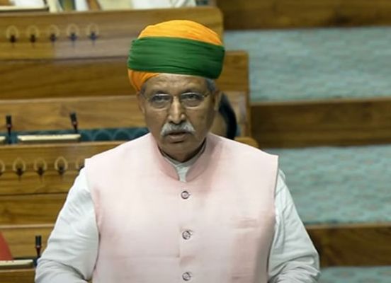  महिला आरक्षण के लिए 'नारी शक्ति वंदन' बिल लोकसभा में पेश