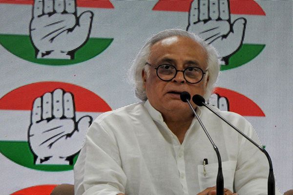  मनरेगा की मांग को हतोत्साहित करने को सरकार डिजिटलीकरण पर दे रही जोर : कांग्रेस