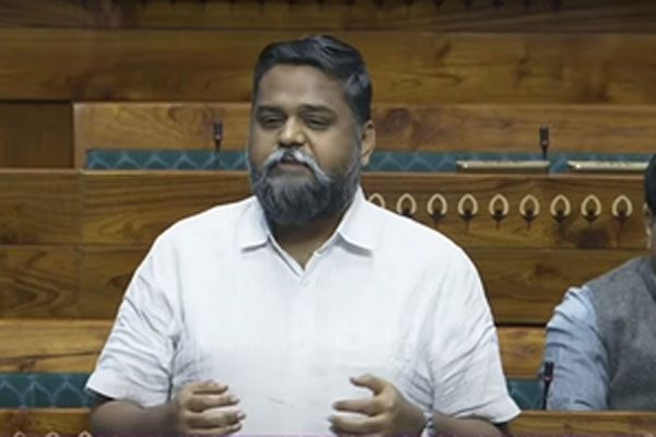 सांसद डीएनवी सेंथिलकुमार एस. ने विवादित टिप्पणी पर लोकसभा में खेद व्यक्त किया