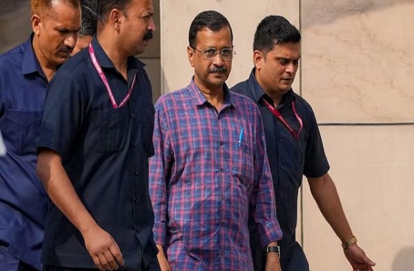 दिल्ली हाईकोर्ट के फैसले के खिलाफ सुप्रीम कोर्ट पहुंचे केजरीवाल