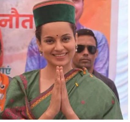 चंडीगढ़ एयरपोर्ट पर कंगना को महिला सिपाही ने मारा थप्पड़