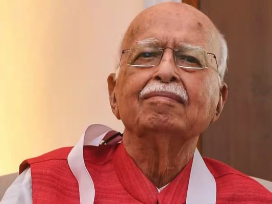 आडवाणी को एम्स से मिली छुट्टी, फॉलोअप जांच कराने की सलाह