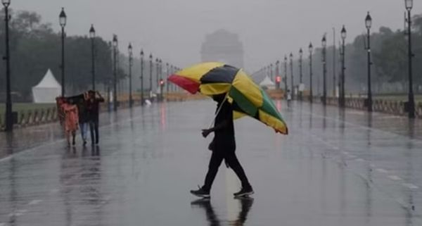 भारी बारिश से दिल्ली में अब तक 11 की मौत