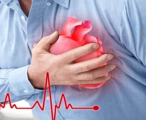 शवों का ढेर देखकर सिपाही को आया हार्ट अटैक, हुई मौत...