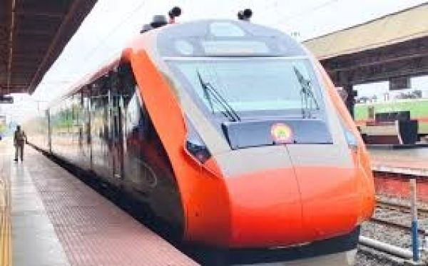 प्रधानमंत्री श्री नरेन्द्र मोदी जी दिनांक 16 सितंबर&rsquo; 2024 को रायपुर (दुर्ग)-विशाखपट्टणम वंदे भारत एक्सप्रेस को हरी झंडी दिखाकर शुभारंभ करेंगे