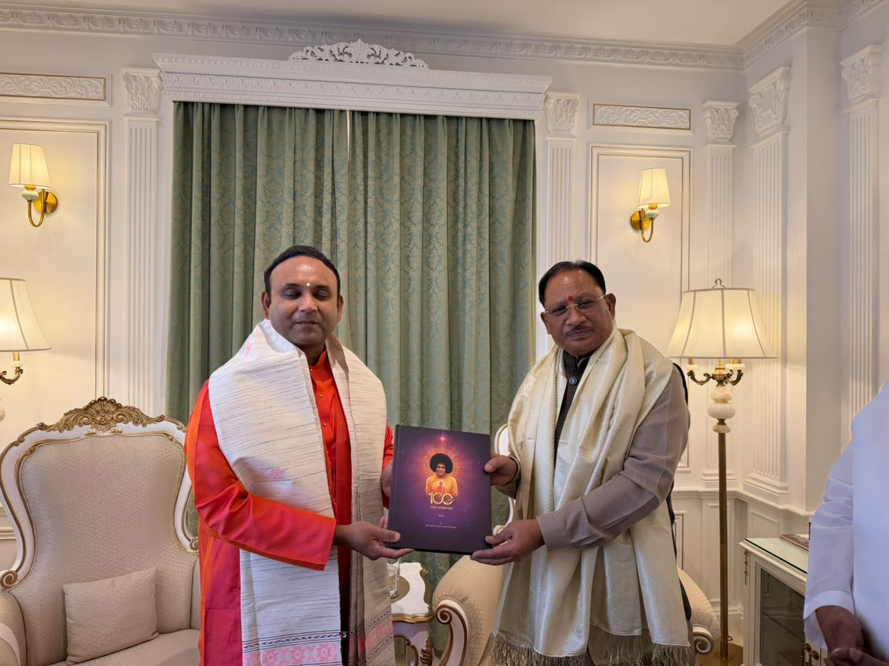 मुख्यमंत्री श्री विष्णुदेव साय ने सत्य साई ग्राम के सेवा मॉडल को बताया जनकल्याण का प्रेरक उदाहरण