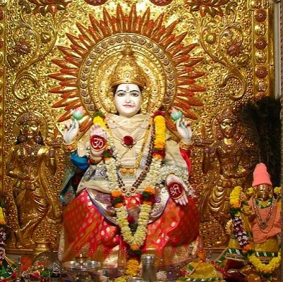 आज के व्रत, त्यौहार: वरलक्ष्मी पूजा