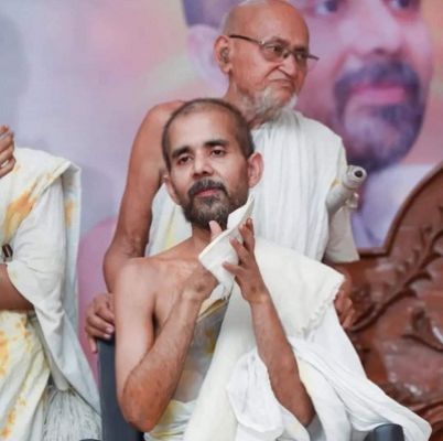 अपने काम के लिए धूप में घंटों खड़े रह सकते हो, दूसरों के लिए पांच मिनट भी ज्वालामुखी जैसी तपिश देता है: श्री विरागमुनि जी