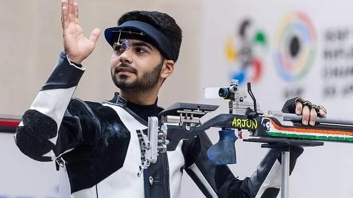 निशानेबाजी विश्व कप में अर्जुन बबूता ने 10 मीटर एयर राइफल में स्वर्ण पदक जीता
