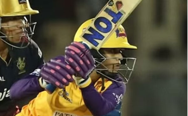 स्मृति मंधाना की आरसीबी लगातार चौथे मैच में हारी