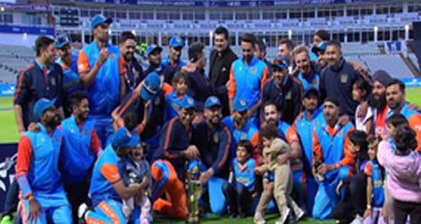 पाकिस्तान को हराकर भारत बना चैंपियन