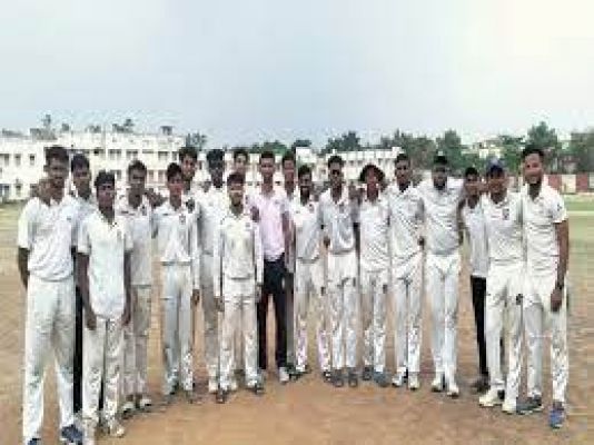 बिलासपुर ने टाॅस जीतकर लिया पहले बल्लेबाजी करने का निर्णय