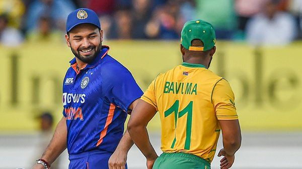 उसने हमसे सीरीज में जीत छीन ली', इस भारतीय गेंदबाज के मुरीद हुए साउथ अफ्रीकी कोच, जमकर की तारीफ