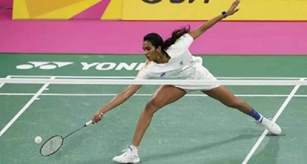 सिंधू बाएं पैर में चोट के कारण आगामी बी डब्&zwj;ल्&zwj;यू एफ विश्&zwj;व चैंपियनशिप से बाहर