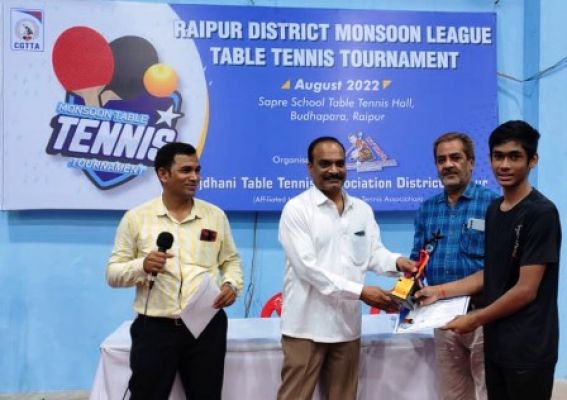 पुरुष वर्ग में विशाल एवं जुनियर में अर्जुन प्रथम रहे