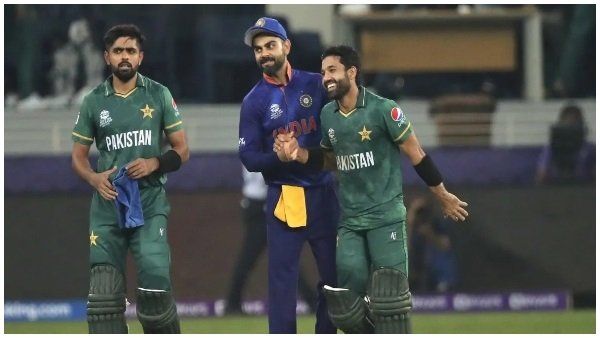  T20 Rankings: 1155 दिन बाद बाबर आजम की छिनी बादशाहत, दुनिया को मिला नया No-1 बल्लेबाज