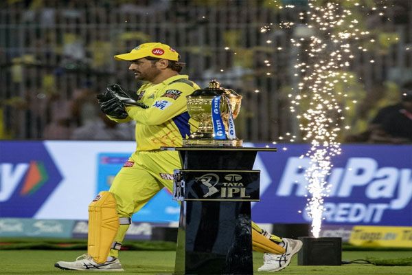 मेरे पास संन्यास का फैसला करने के लिए 8-9 महीने का समय: धोनी