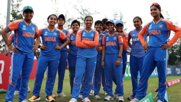 आईसीसी विमेंस वर्ल्डकप में 17 गेंदों में जीता भारत