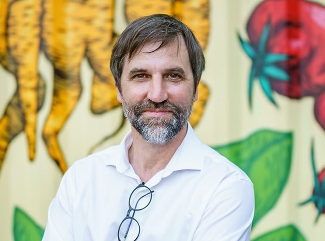 कनाडा के पर्यावरण मंत्री ने सीएफआर के प्रकाशन की घोषणा की