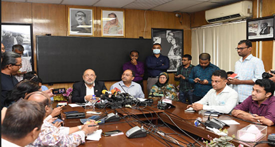 बांग्लादेश में सित्रांग चक्रवात से करीब दस हजार घरों को नुकसान पहुंचा