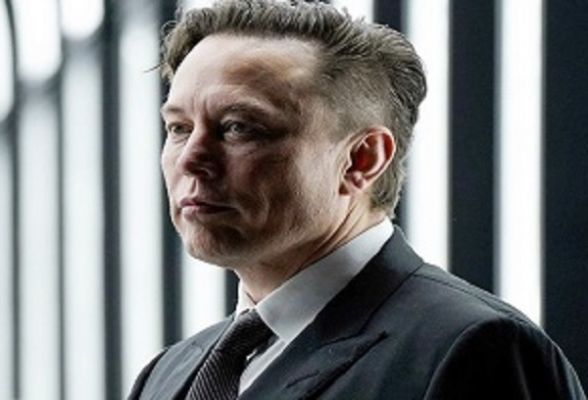 ट्विटर ने टेस्&zwj;ला के मुख्&zwj;य कार्यकारी अधिकारी एलन मस्&zwj;क के खिलाफ मुकदमा दायर किया