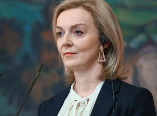 विरोध के बाद प्रधानमंत्री ने वापस लिया आयकर कटौती का फैसला