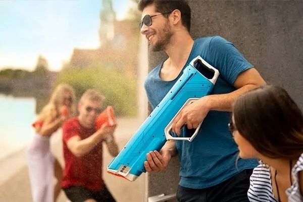 बच्चों के लिए नहीं, 'किडल्ट्स' के लिए हैं ये हाई-एंड वाटर ब्लास्टर्स...