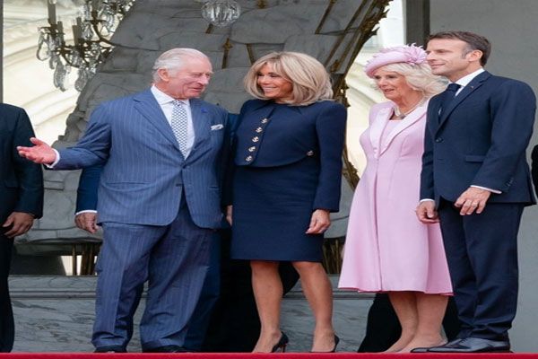 चार्ल्स तृतीय ने ब्रिटेन, फ्रांस से दोस्ती को फिर से मजबूत करने का किया आह्वान