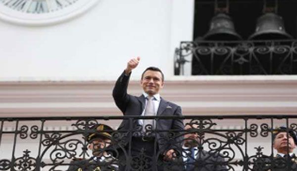 डेनियल नोबोआ ने ली इक्वाडोर के राष्ट्रपति पद की शपथ